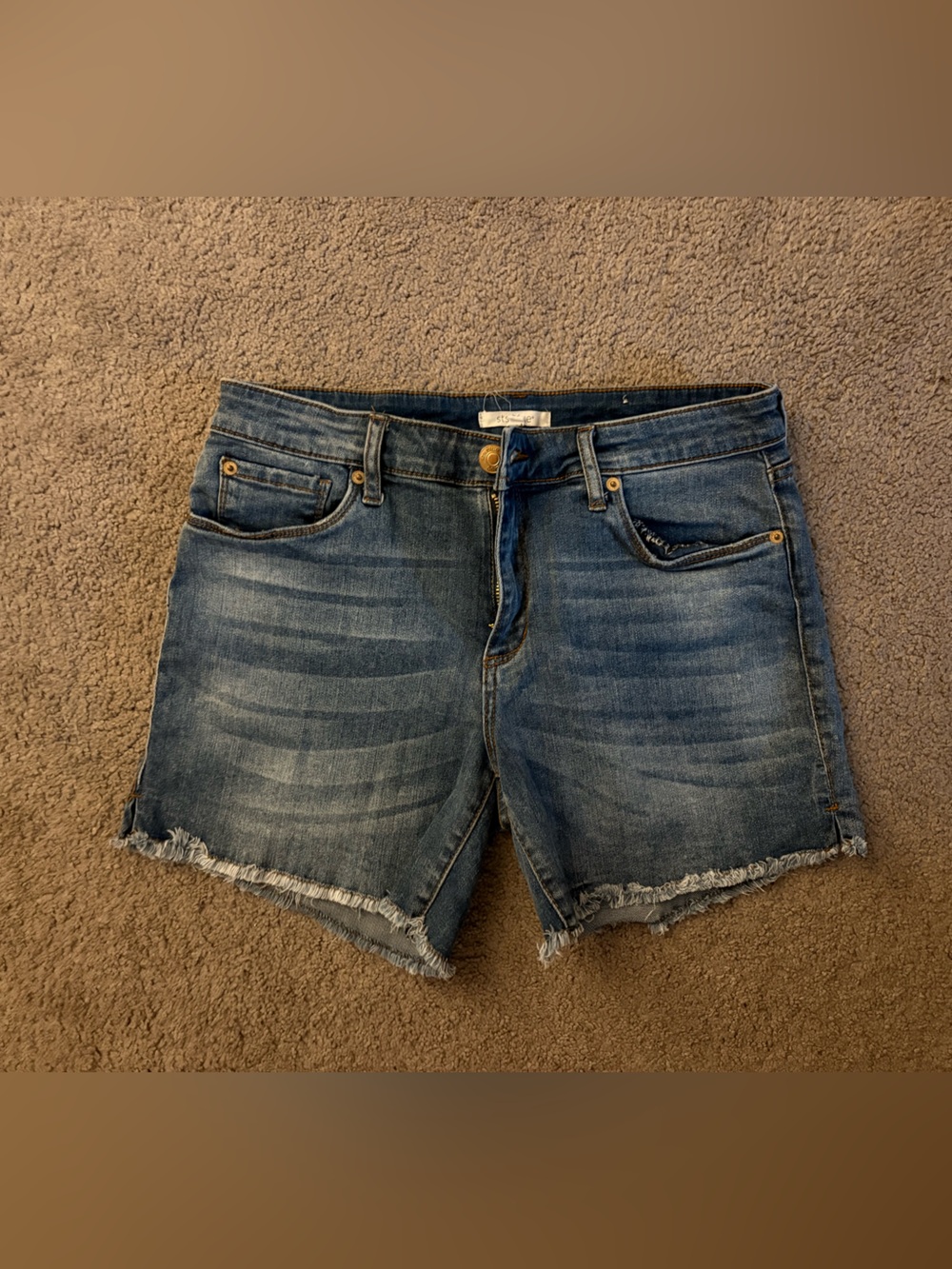 STS Blue Faded Blue Frayed-Hem Denim Shorts